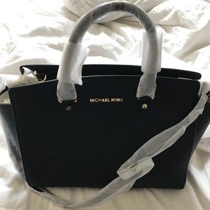 Michael Kors Selma satchel